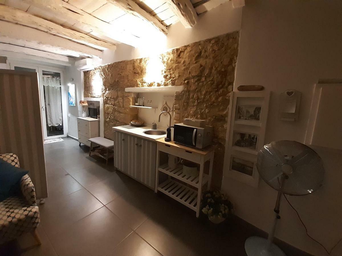 Cozy Loft In The Heart Of Cagliari Villa Kültér fotó