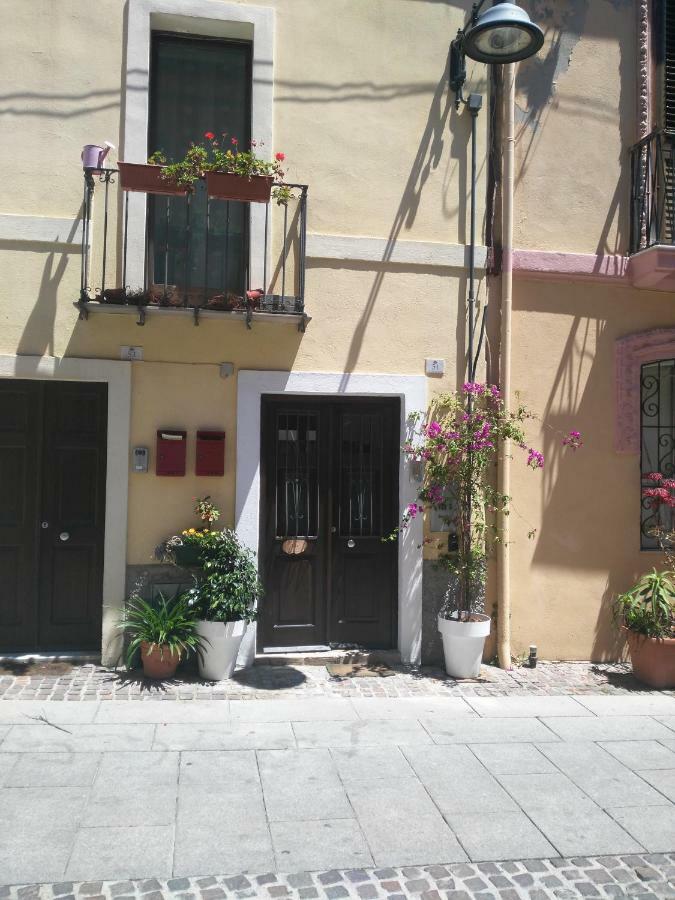 Cozy Loft In The Heart Of Cagliari Villa Kültér fotó