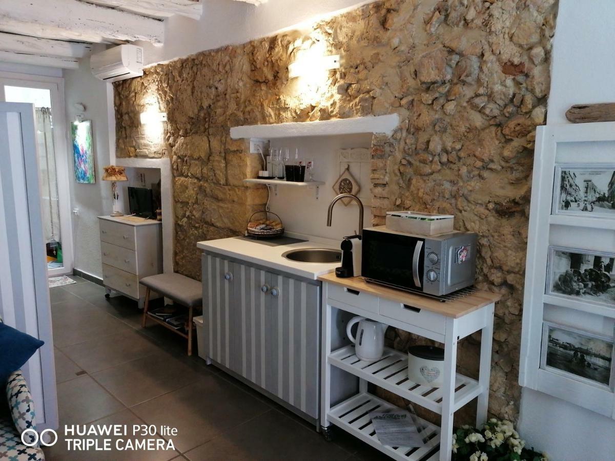 Cozy Loft In The Heart Of Cagliari Villa Kültér fotó