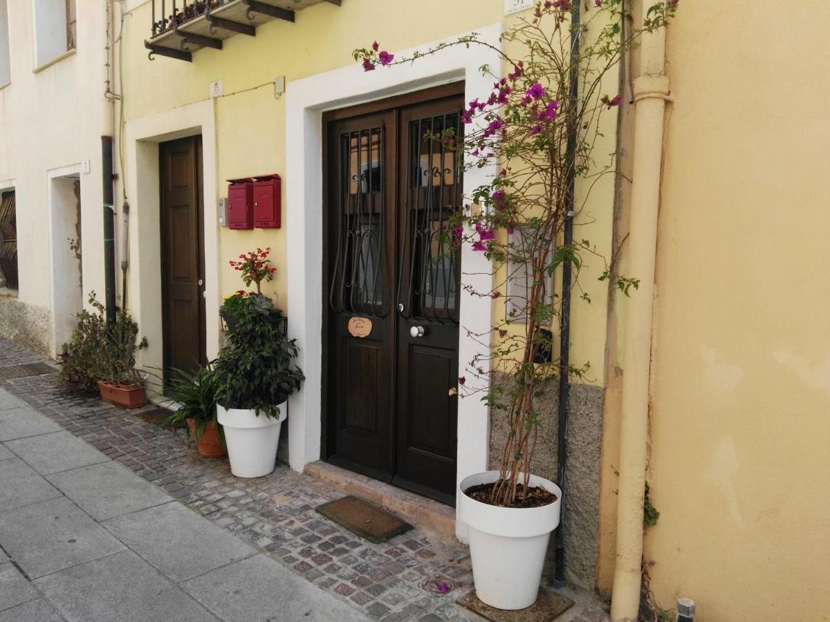 Cozy Loft In The Heart Of Cagliari Villa Kültér fotó
